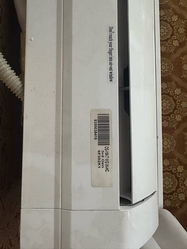 Orient DC Inverter AC used like new just used once 1