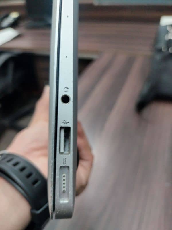 Macbook air 2015 generation 9