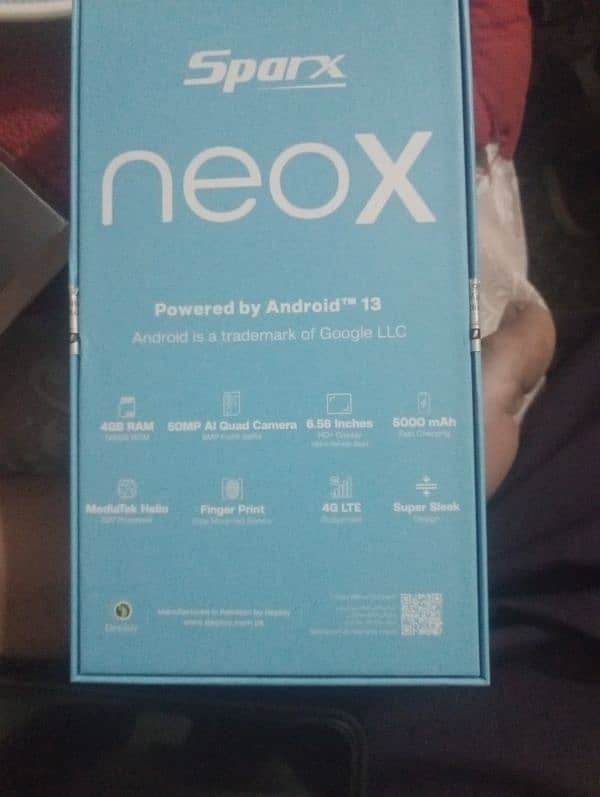 sparx neo x 8/128 with box without charger 4