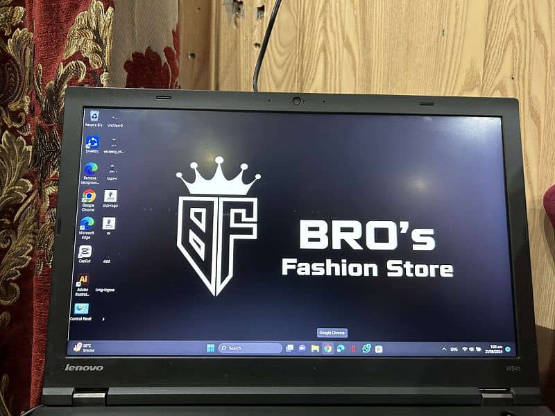Lenovo Thinkpad Workstation W541 i7 vpro processor 4th generation 1