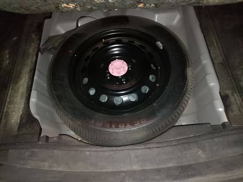 Toyota Yaris 2021 1.3 GLI CVT automatic transmission 18
