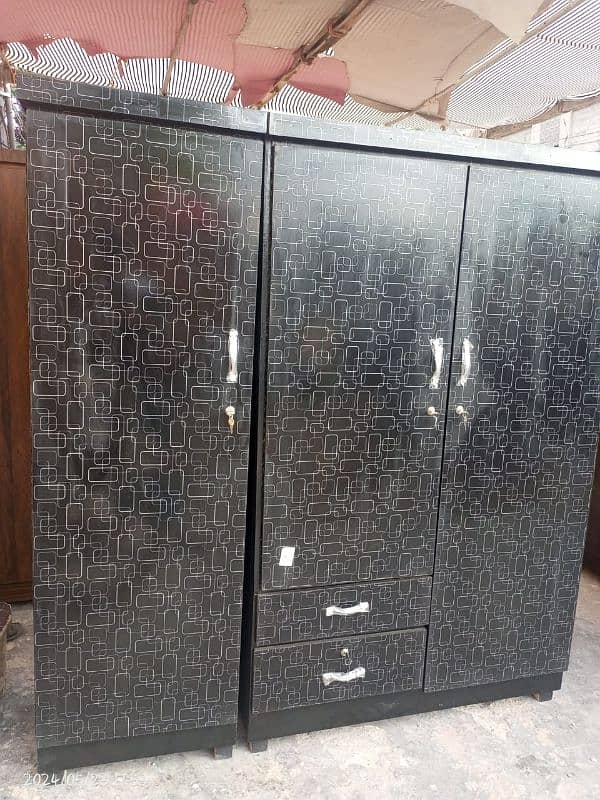 2 Door 3 Door 4 Door Almari Available Wholesale Rate 13