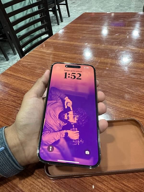 apple i phone 14 promax sim active jv mint condition 256jb 4