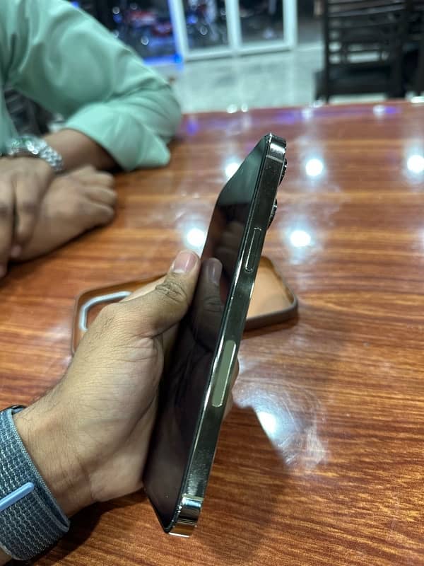 apple i phone 14 promax sim active jv mint condition 256jb 6