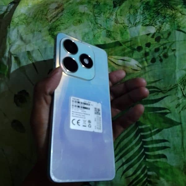 Tecno spark 20 urgent sell 5