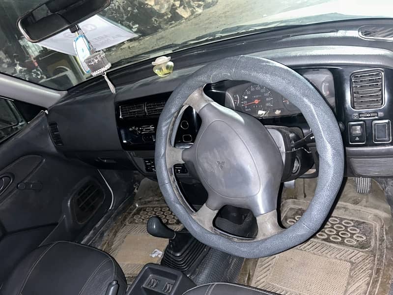 Mitsubishi L200 2006 8