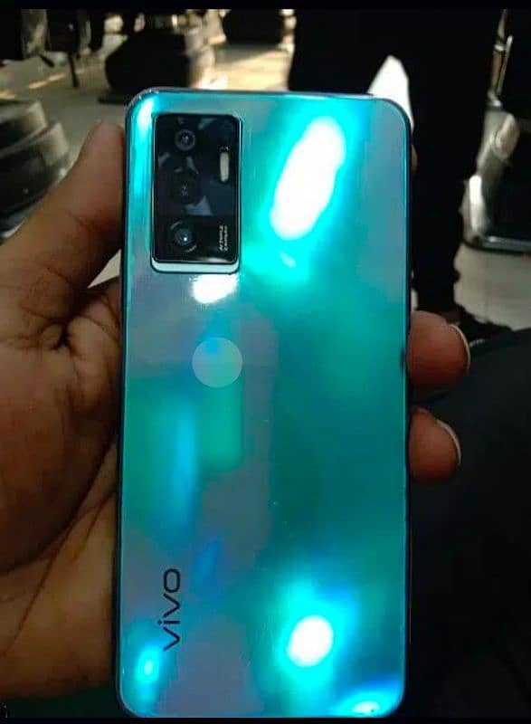 vivo v23e 10/9 condition  price final hai 9
