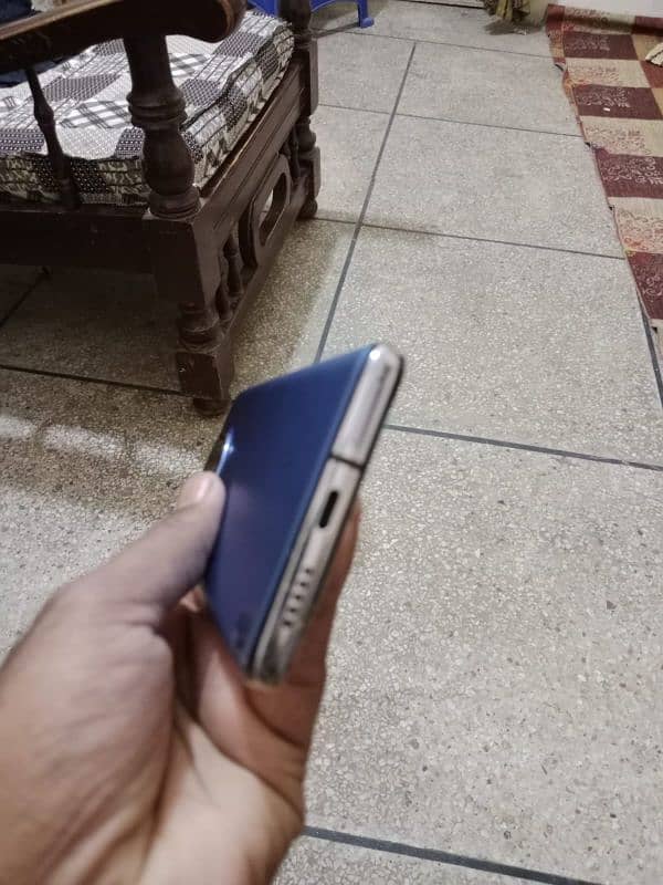 one plus 7t with original charger 4