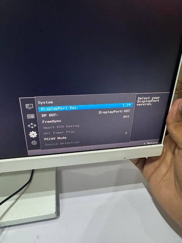 samsung S24H851QFN monitor 2k resolution type c latest model 4
