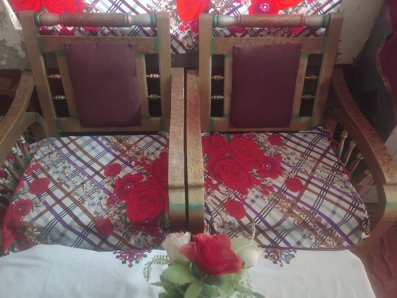 sofa or table for sell 4