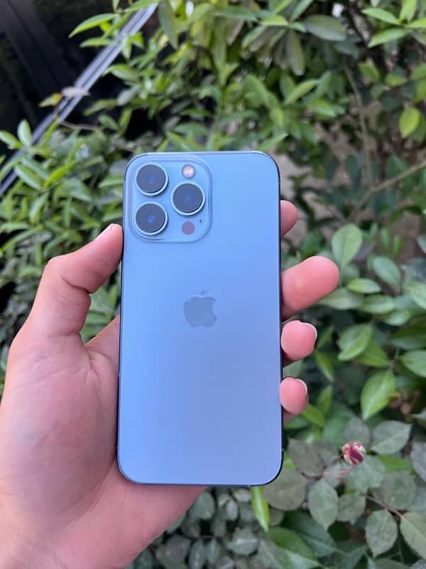 iPhone 13 Pro Sim working 0