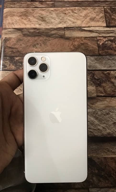 iphone 11 pro max 1