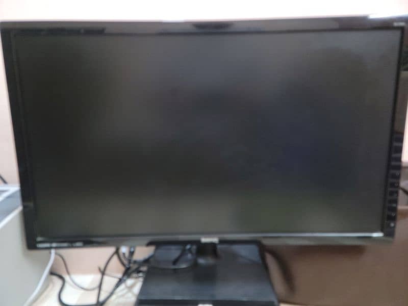 LCD 27" 1