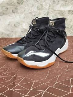 Li-Ning