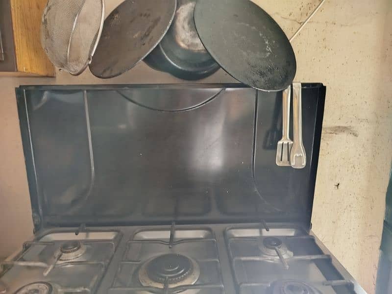 kitchen stove 2