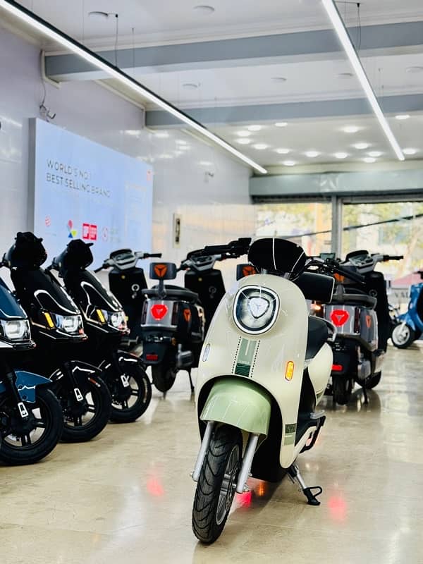 Yadea M3/Electric Scooty/Bike Available on Easy Installment plan 1