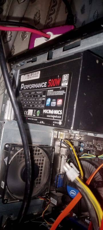 i7 4790 + gtx 980 4gb +16gb ram + 2tb hdd + 500 watts psu 80+ 1