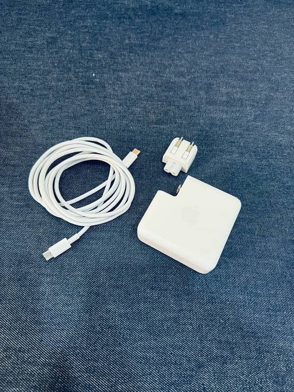 Apple Macbook 30W 61W 67W 87W 96W 140W USB type C Original Charger 17