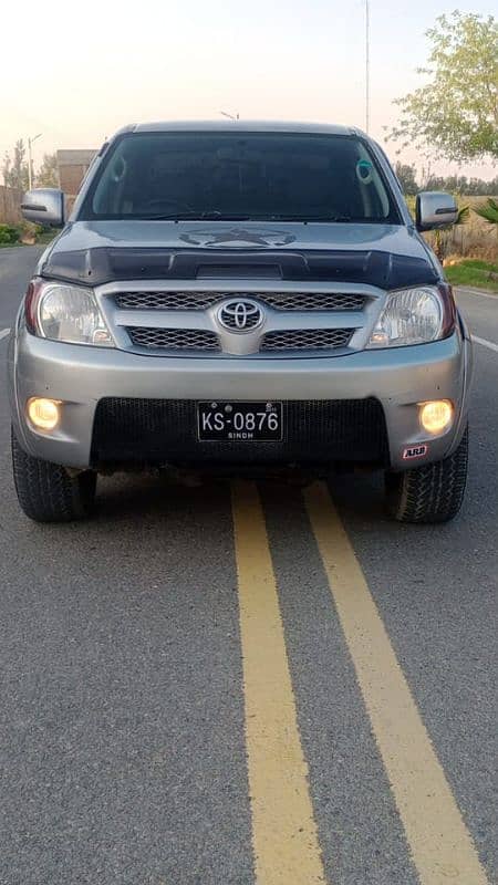 Toyota Hilux 2011 10