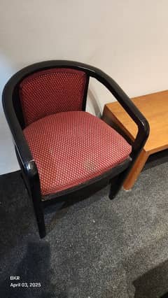 Comfy Chairs in Solid Wood. 10/10