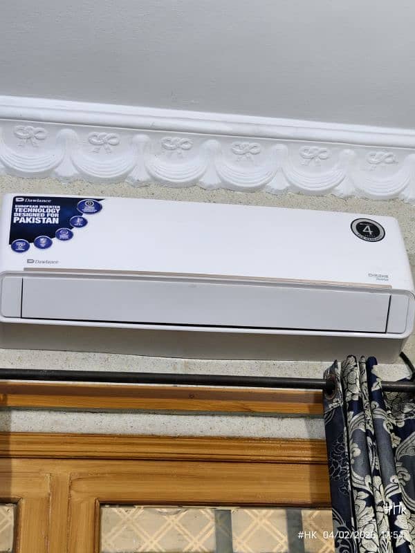 Best inverter hot and cool chrome inverter 1.5 ton 11