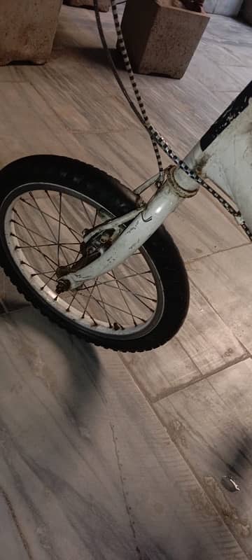 IMPORTED JAPANI CYCLE + FOLDING 7