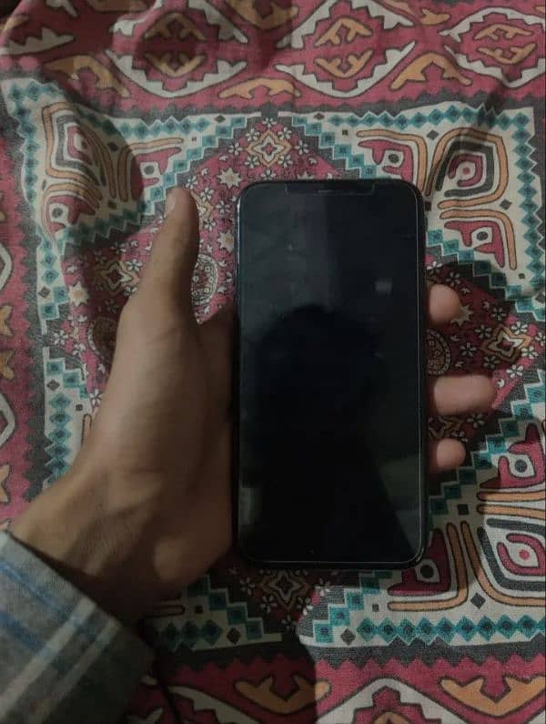 iPhone XS 64gb FU {Exchange Possible} 1