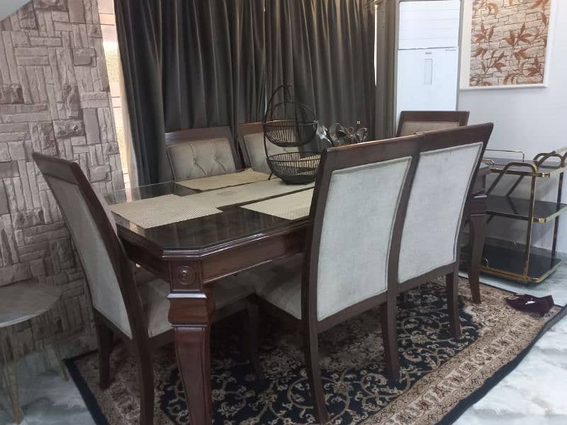 Best 6 Seater Dining Table 0
