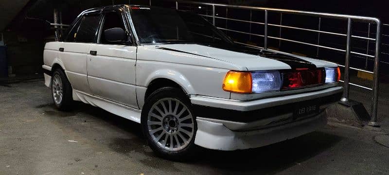 Nissan Sunny 1986 2