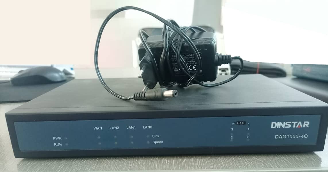 DAG1000-4O 4 * FXO Analog VoIP Gateway 1