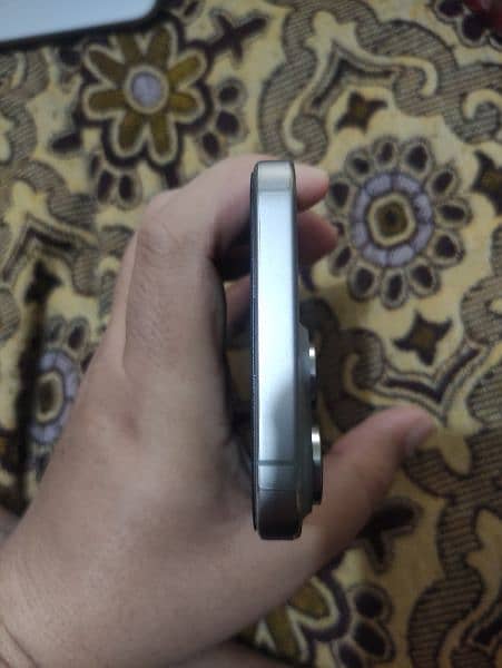 iPhone 15 Pro Max NON PTA 256gb Natural Titanium 3