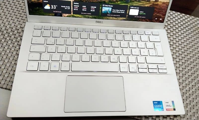 Dell Inspiron 13 5301 Silver - Excellent Condition For Sale 2