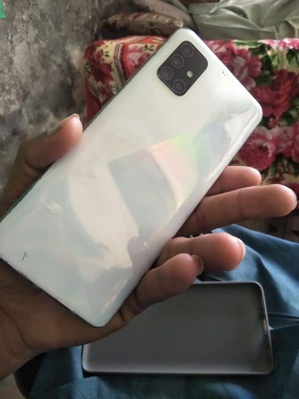 Samsung A51 6/128 0
