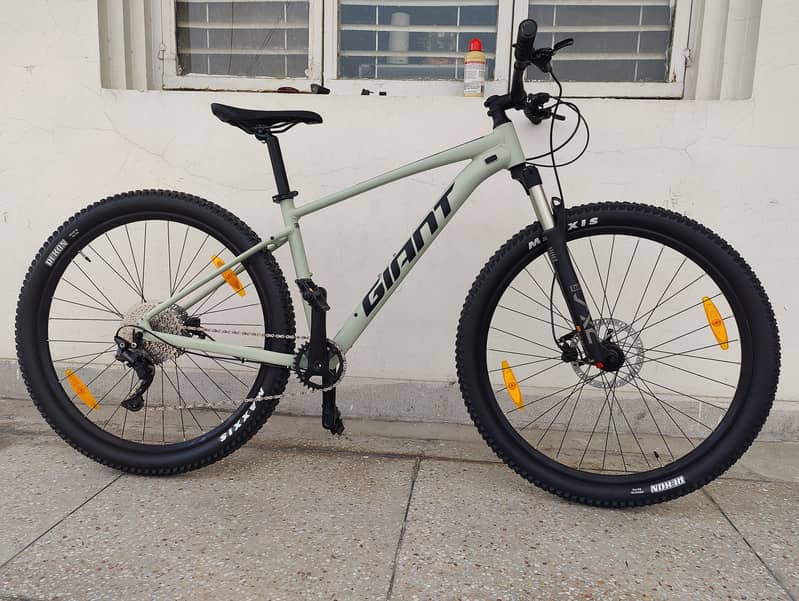 Giant Talon 1 29er Bicycle 11