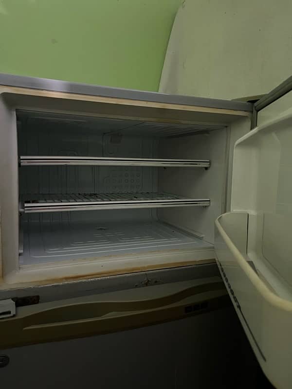refrigerator 1