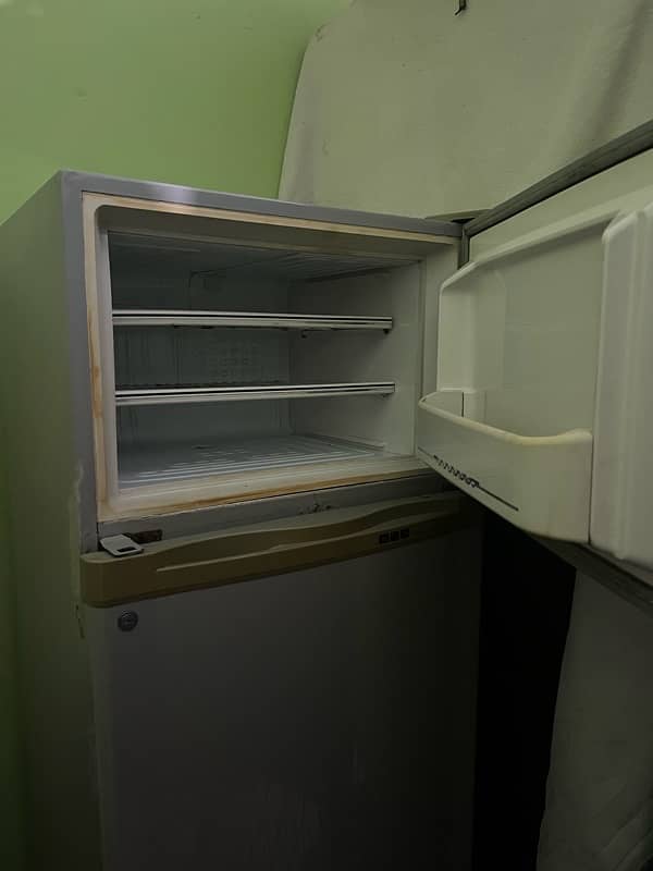 refrigerator 9