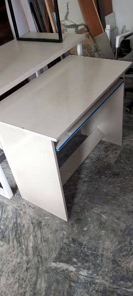 Brand New Modern Computer / Laptop Tables on Factory Rates 3