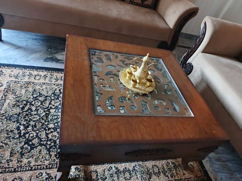 one center table 0