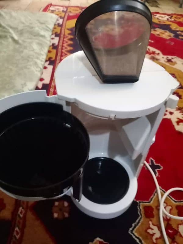 Coffee Brewing Machine (PRICE NEGOTIABLE) 5