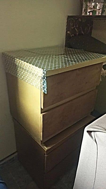 King Size Bed Set With Side Tables And Dressing 4