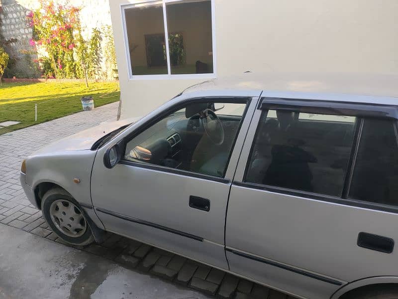 Suzuki Cultus VXL 2001 1