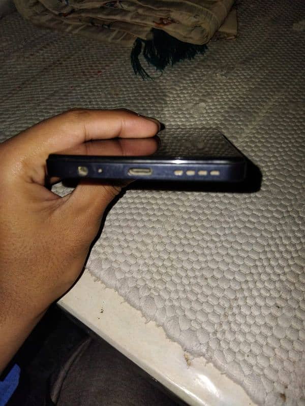 infinix hot 30 storage 8/128 2