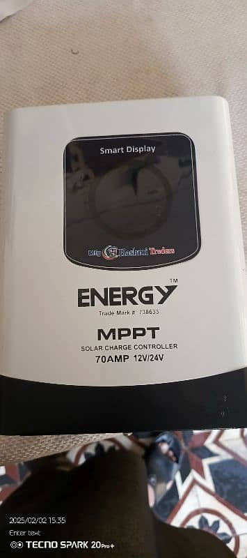 mppt 70 word and chargar DC solar for sale good conditions . 2
