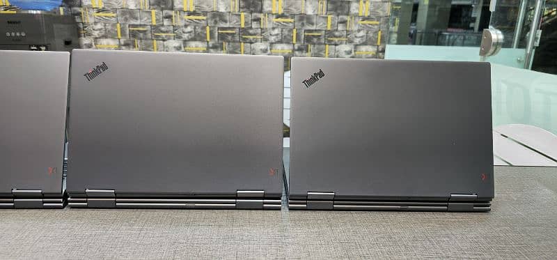 Lenovo thinkpad X1 yoga i7 8th Generation Touch x360 8