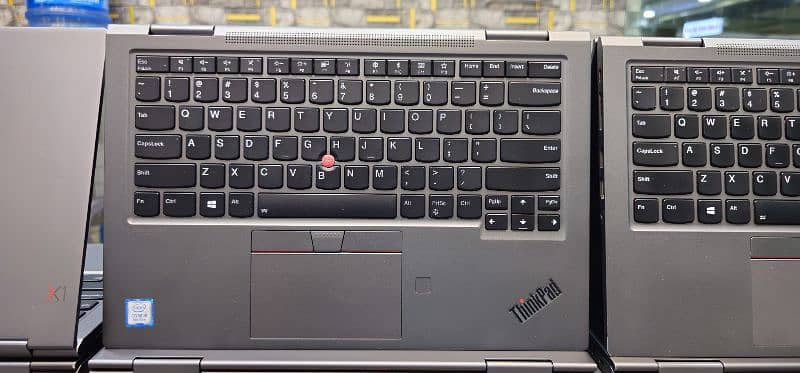Lenovo thinkpad X1 yoga i7 8th Generation Touch x360 12