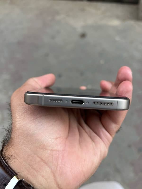 Title: iPhone 15 Pro Max 256GB | Natural Titanium | HK Dual‑SIM 2