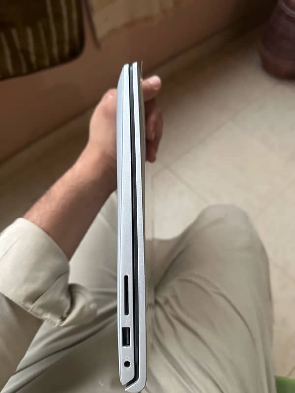 Dell i5/11 gen 2Gb Nvidia Graphics 3