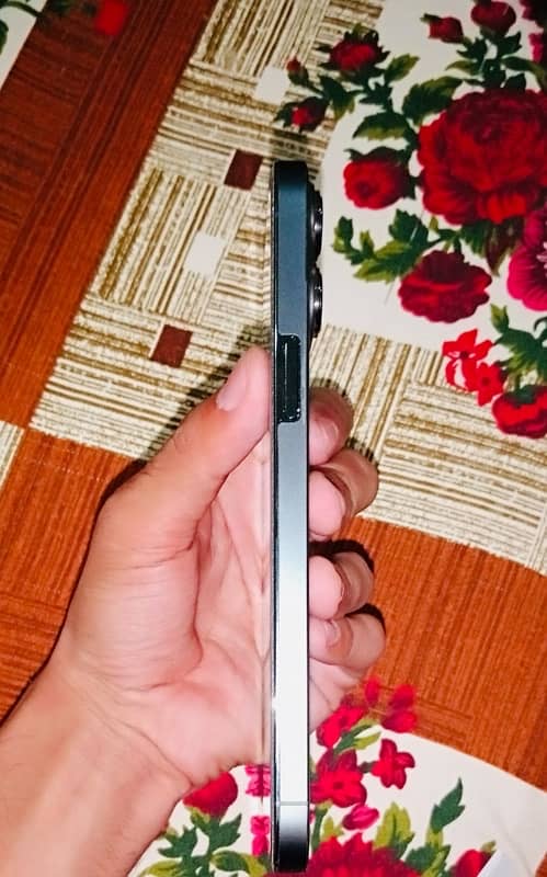 IPHONE 13 pro Max PTA Approved 256 Gb 7