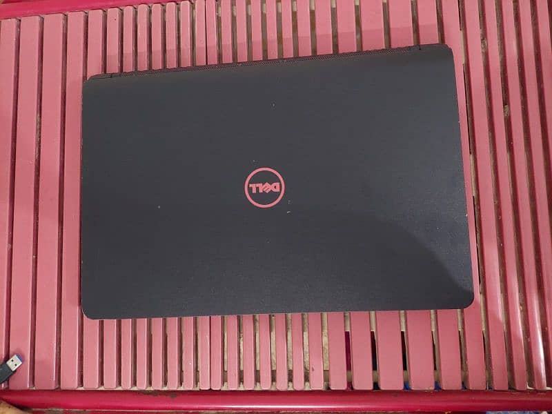 Dell Inspiron 7559 1