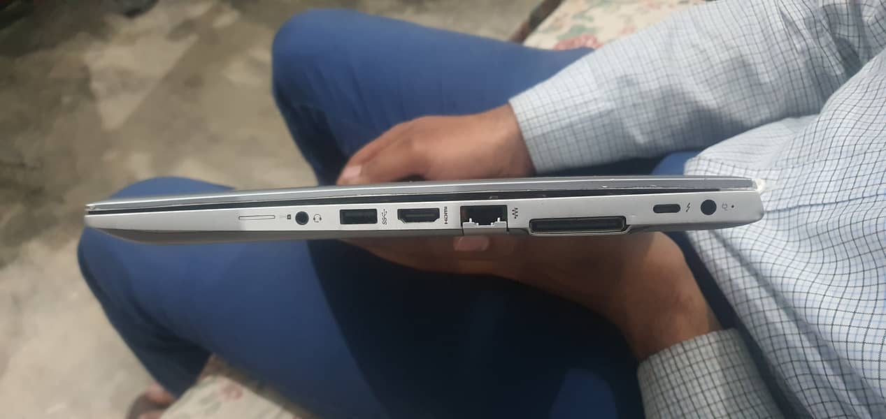 HP Elitebook 840 G5 i7 8th Gen 1